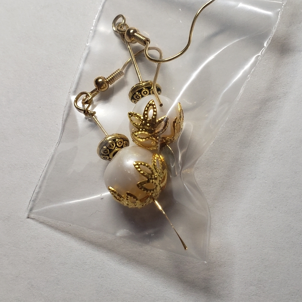 Freshwater pearl paddle 14k gold plated